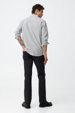 Jeans com cinco bolsos - Image 2