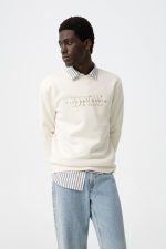 Sweatshirt com gola redonda - Image 2