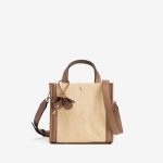 Carteira quadrada castanha boho