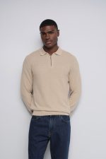 CAMISOLA DE MALHA COM MEIO FECHO