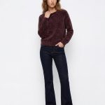 Jeans em azul escuro
