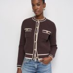 CARDIGAN COM BOTÕES DOURADOS