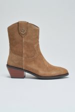 BOTAS EM CAMURÇA