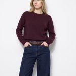 Camisola de cor vinho